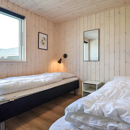 8 Bedroom Beautiful In Ferienhaus
