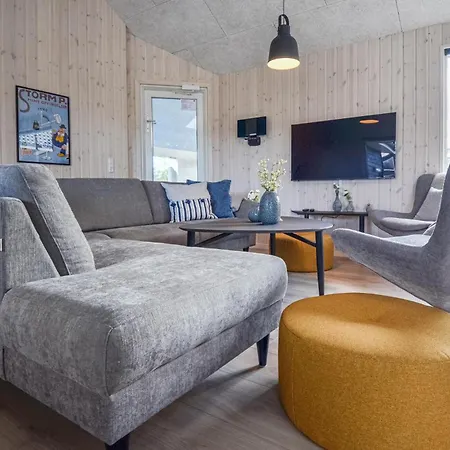 Dom wakacyjny 8 Bedroom Beautiful In