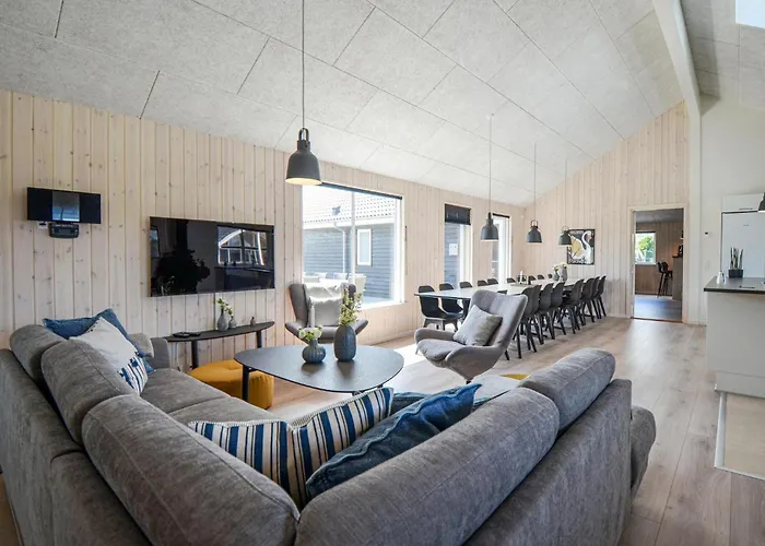 Дом отдыха 8 Bedroom Beautiful In *